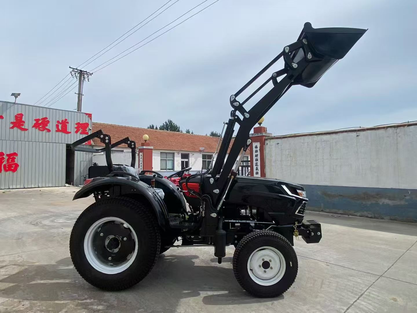 جرار زراعي متعدد الأغراض بقوة  - مراجعة Farming Agriculture Land وسعره